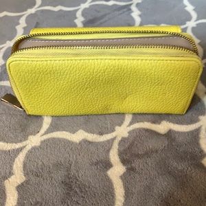 Yellow Billfold